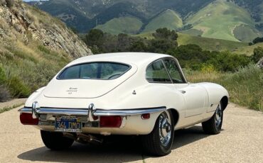 Jaguar-E-Type-1971-Coupe-1