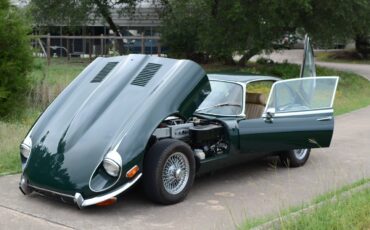 Jaguar-E-Type-1972-Coupe-4