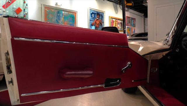 Jaguar-E-Type-1974-18
