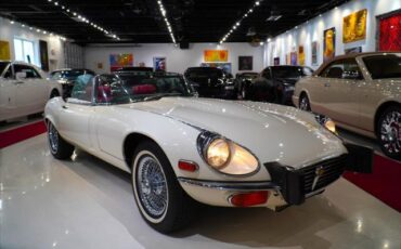 Jaguar-E-Type-1974