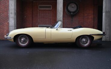 Jaguar-E-Type-Series-1-4.2-Roads-1967-5