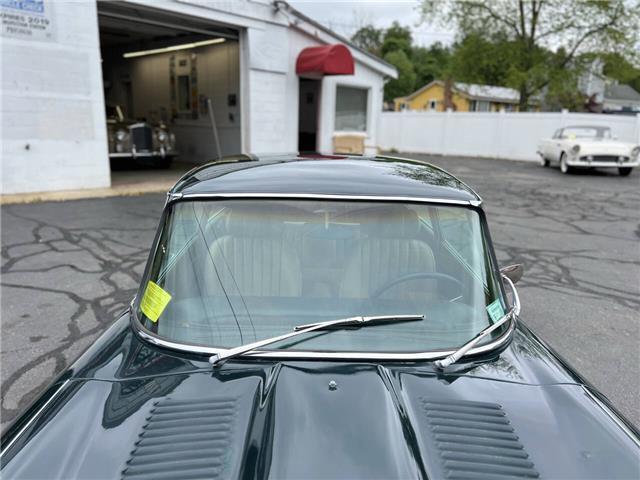 Jaguar-E-Type-V12-22-1971-17