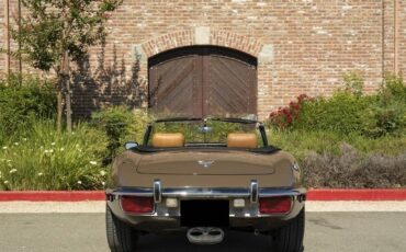 Jaguar-E-type-series-3-1973-green-10