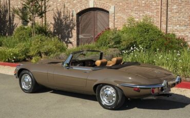 Jaguar-E-type-series-3-1973-green-9