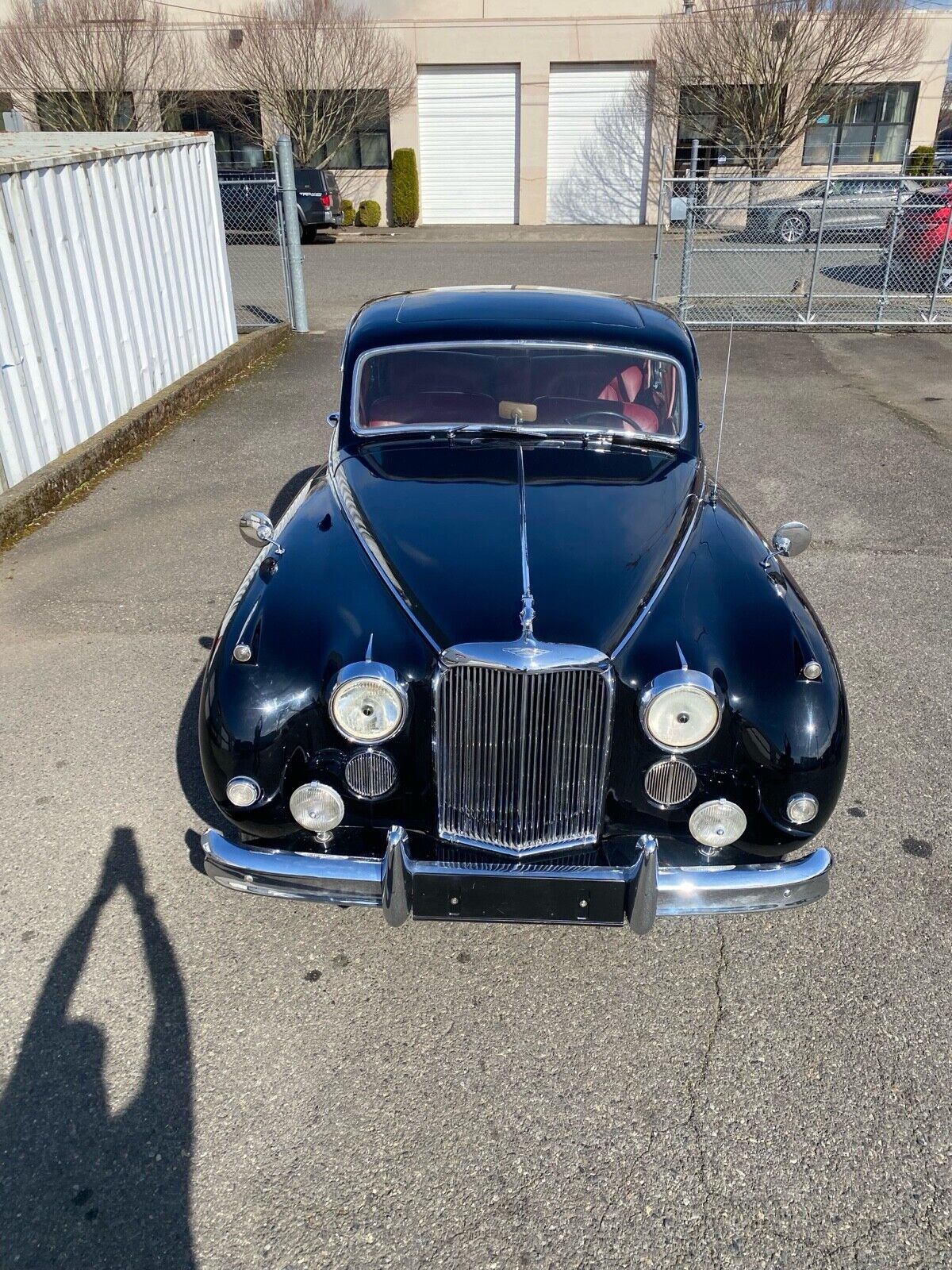 Jaguar-MK-IX-1961-2