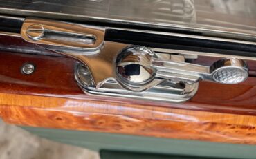 Jaguar-MK2-1963-Sedan-32