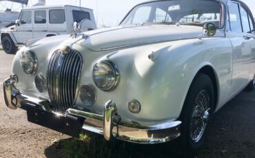 Jaguar-MK2-1963-Sedan-5