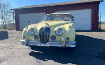 Jaguar-MK2-3.8-1959-Sedan-14