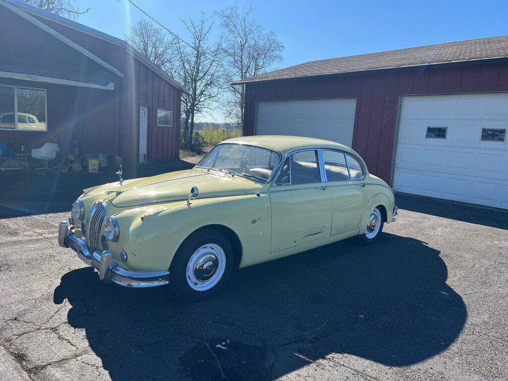 Jaguar-MK2-3.8-1959-Sedan-15