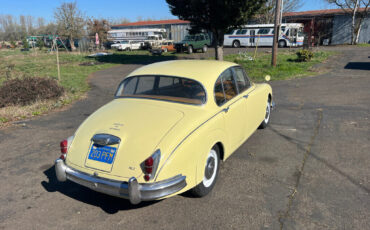 Jaguar-MK2-3.8-1959-Sedan-18