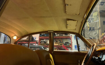 Jaguar-MK2-3.8-1959-Sedan-26