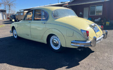 Jaguar-MK2-3.8-1959-Sedan-5