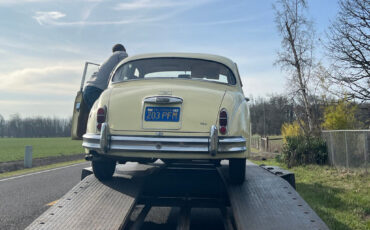 Jaguar-MK2-3.8-1959-Sedan-7