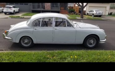 Jaguar-Mark-2-1961-white-1
