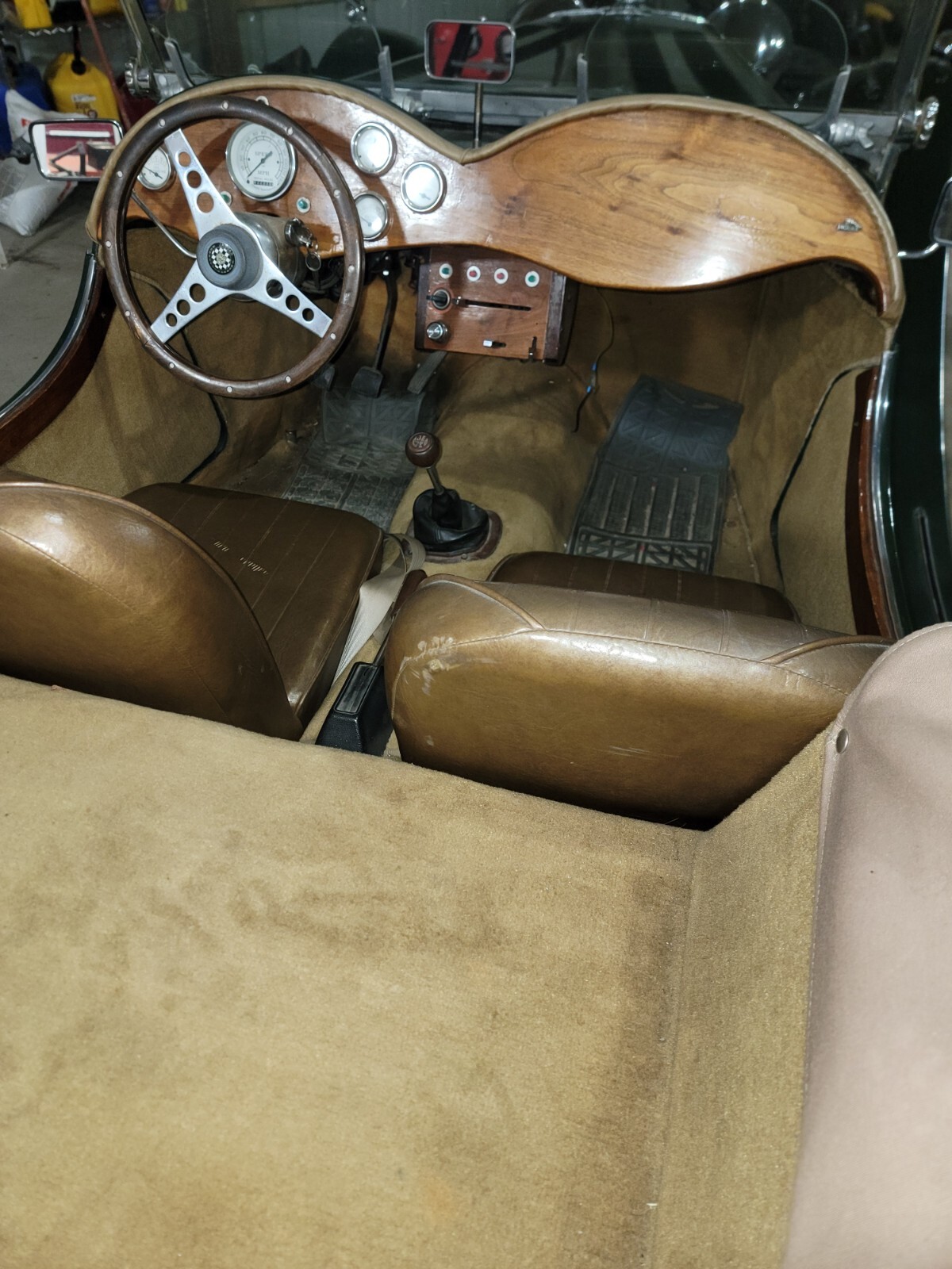 Jaguar-SS100-replica-1937-Convertible-9