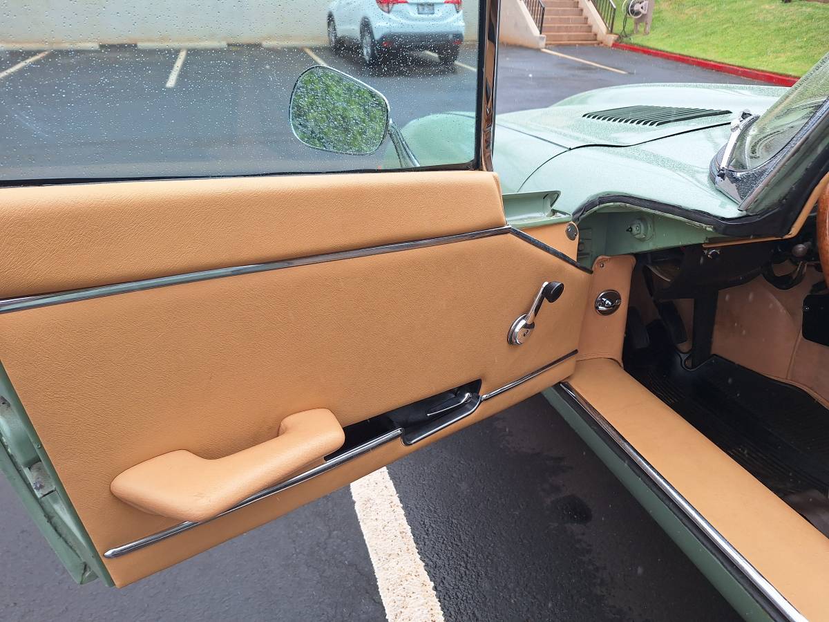 Jaguar-X-type-1970-green-10