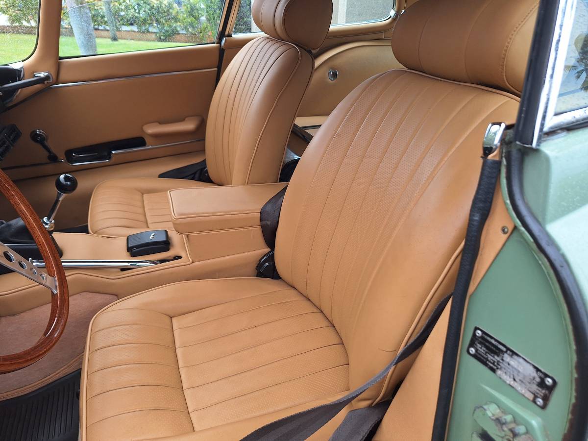 Jaguar-X-type-1970-green-11