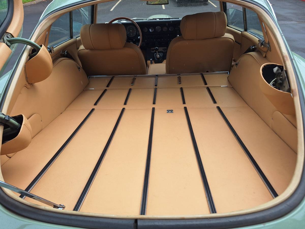 Jaguar-X-type-1970-green-14