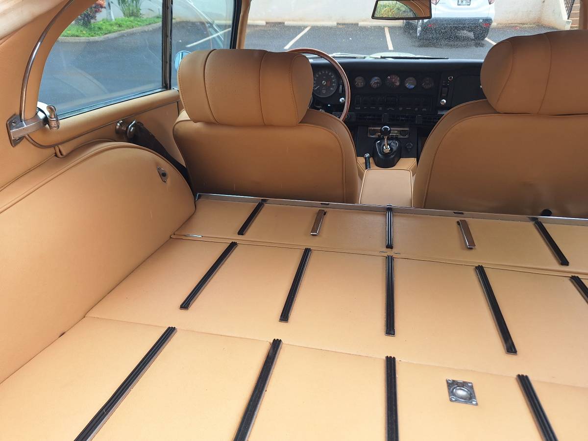 Jaguar-X-type-1970-green-16