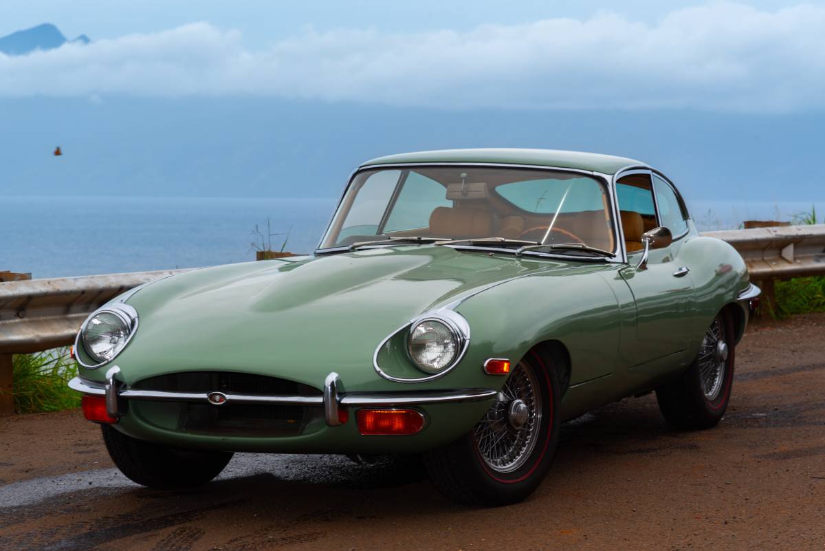 Jaguar-X-type-1970-green