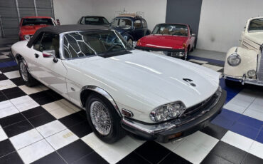 Jaguar-XJ-1989-Convertible-19