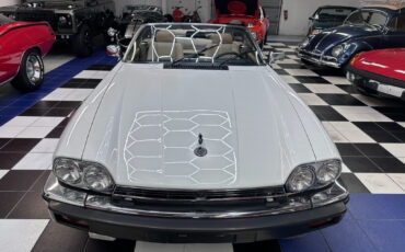 Jaguar-XJ-1989-Convertible-2
