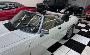 Jaguar-XJ-1989-Convertible-4