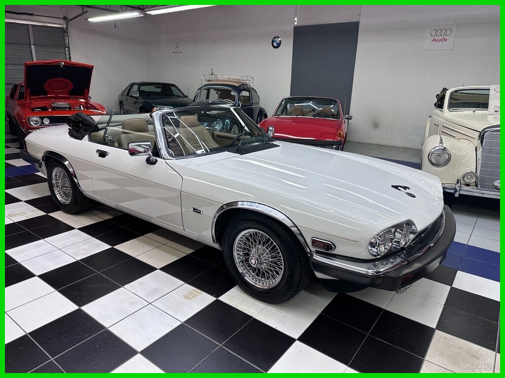 Jaguar-XJ-1989-Convertible