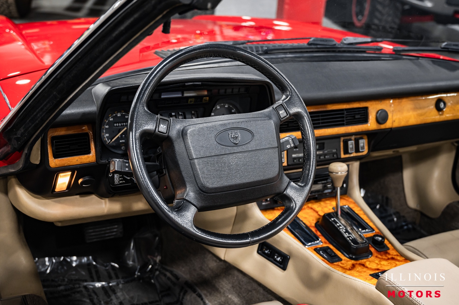 Jaguar-XJ-1991-Convertible-23