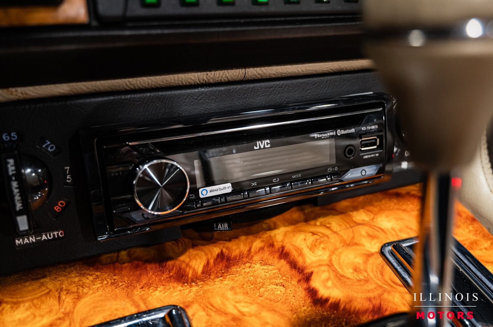 Jaguar-XJ-1991-Convertible-26