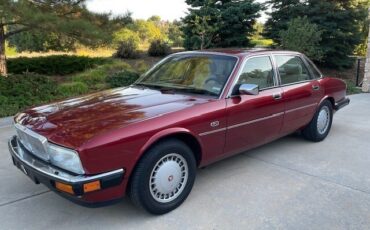 Jaguar-XJ-1993-Sedan-14
