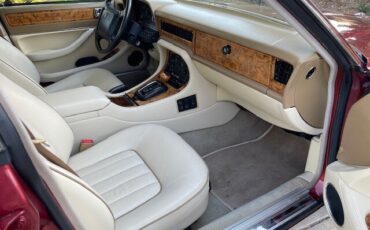 Jaguar-XJ-1993-Sedan-5