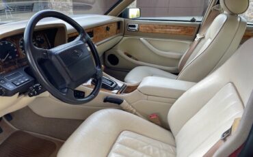 Jaguar-XJ-1993-Sedan-8