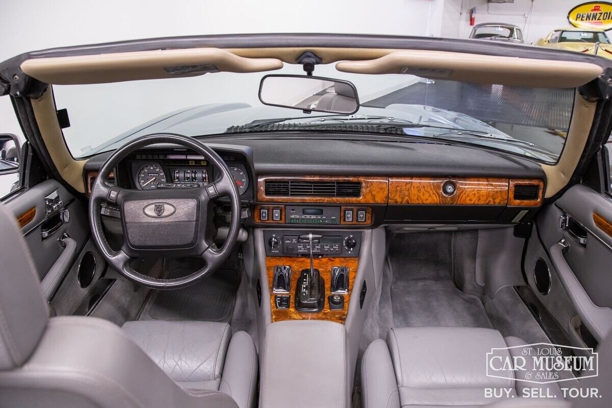 Jaguar-XJ-S-1990-Convertible-3