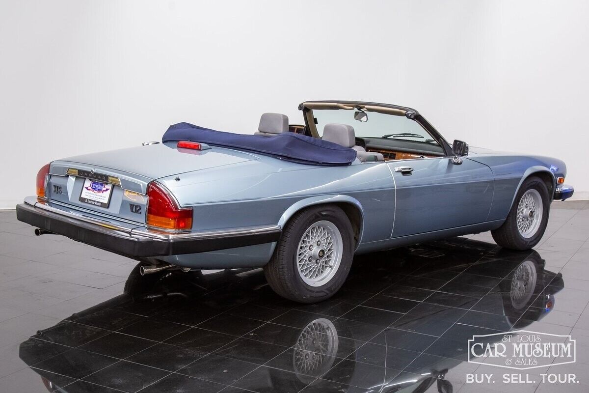 Jaguar-XJ-S-1990-Convertible-7