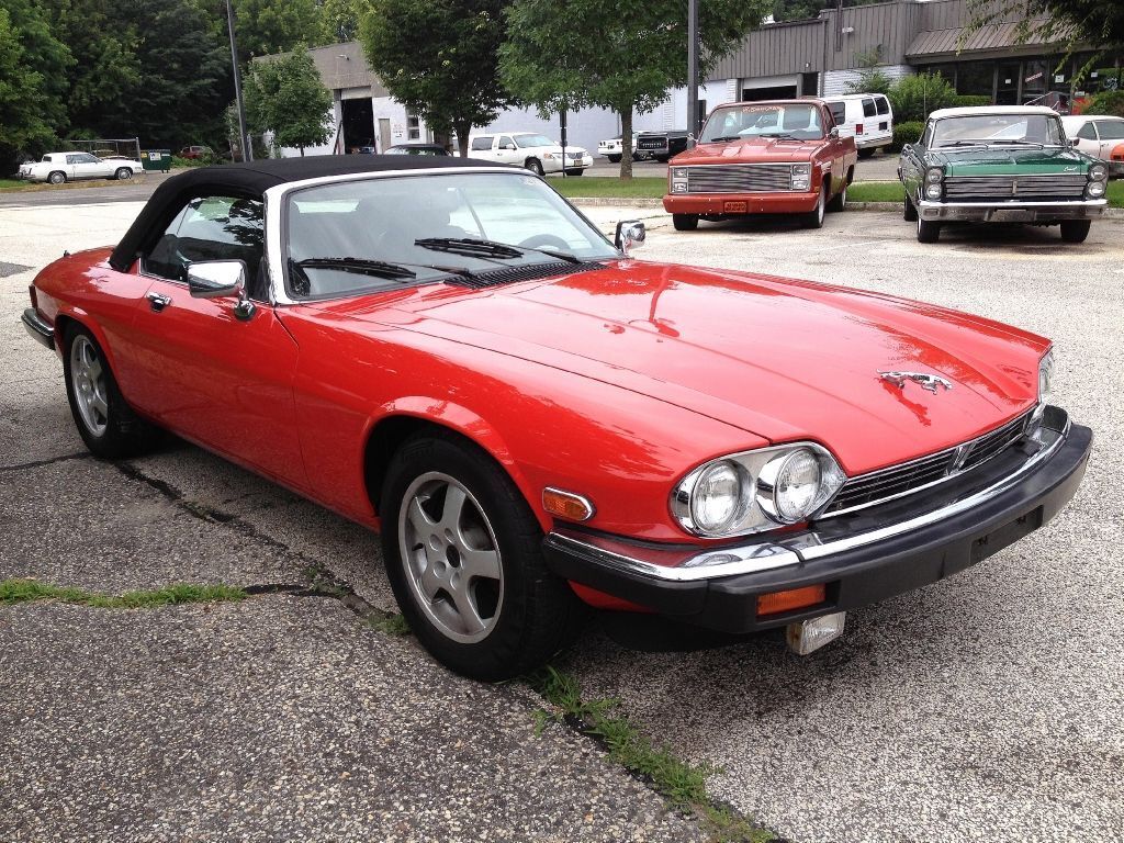 Jaguar-XJ12-1989-Convertible-2