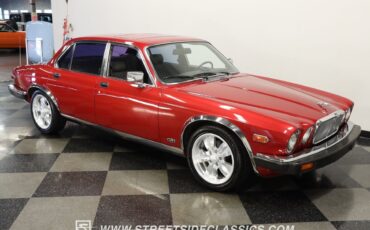 Jaguar-XJ6-1985-Sedan-13