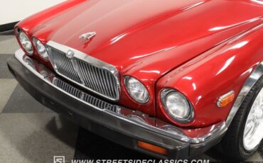 Jaguar-XJ6-1985-Sedan-18