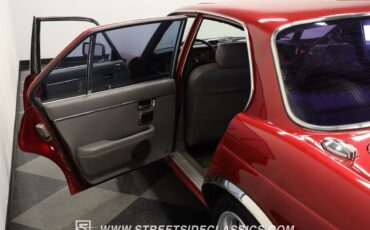 Jaguar-XJ6-1985-Sedan-33