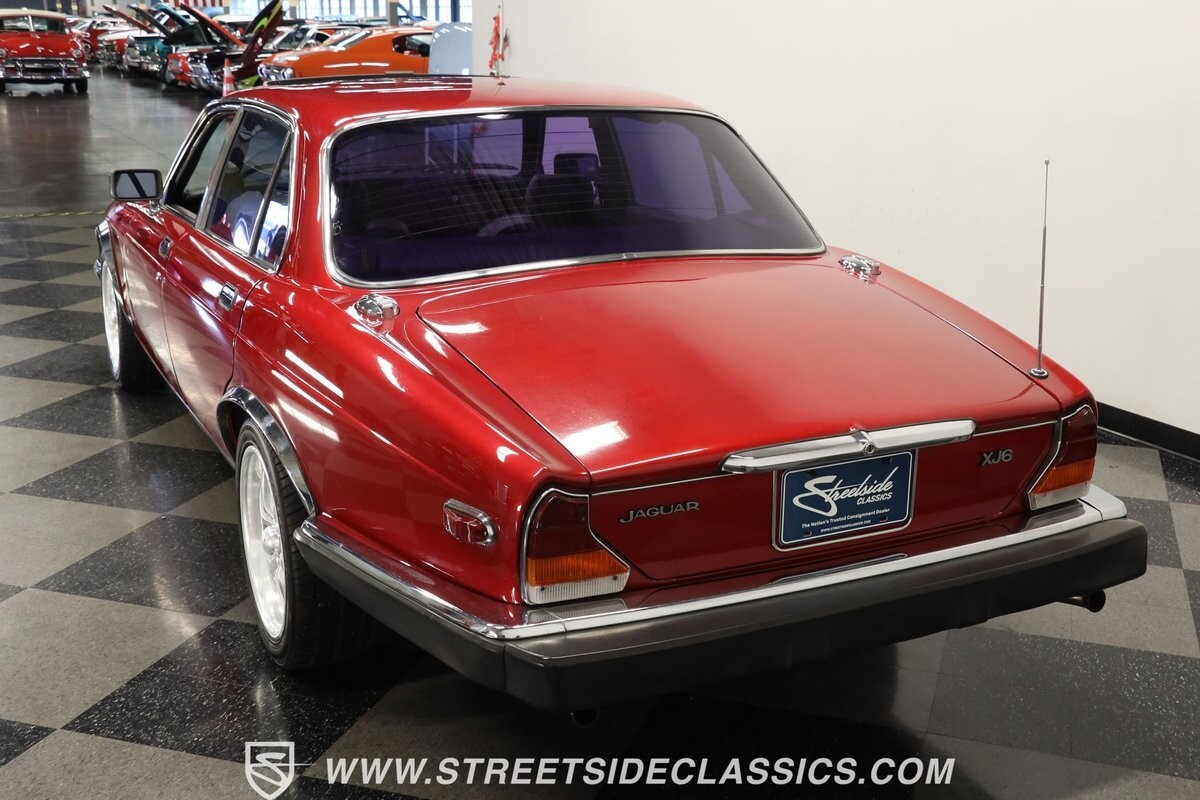 Jaguar-XJ6-1985-Sedan-7