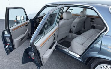Jaguar-XJ6-1986-Sedan-20