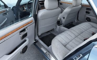Jaguar-XJ6-1986-Sedan-23