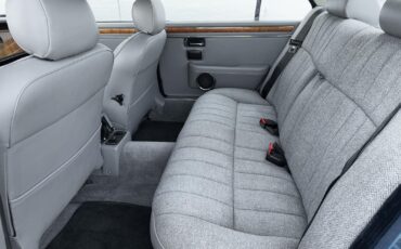 Jaguar-XJ6-1986-Sedan-24