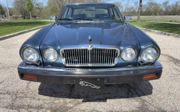 Jaguar-XJ6-1986-Sedan-5