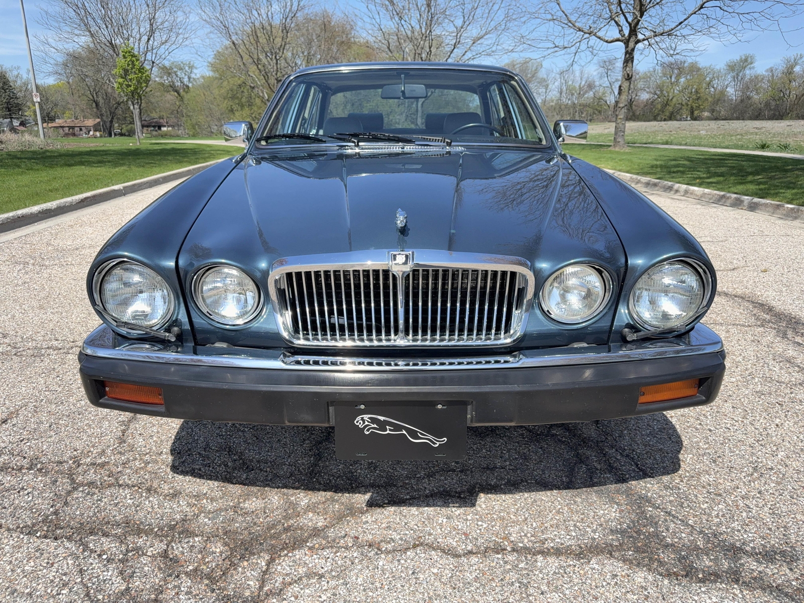 Jaguar-XJ6-1986-Sedan-5