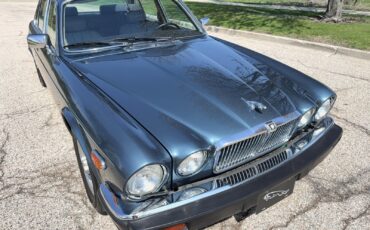 Jaguar-XJ6-1986-Sedan-6