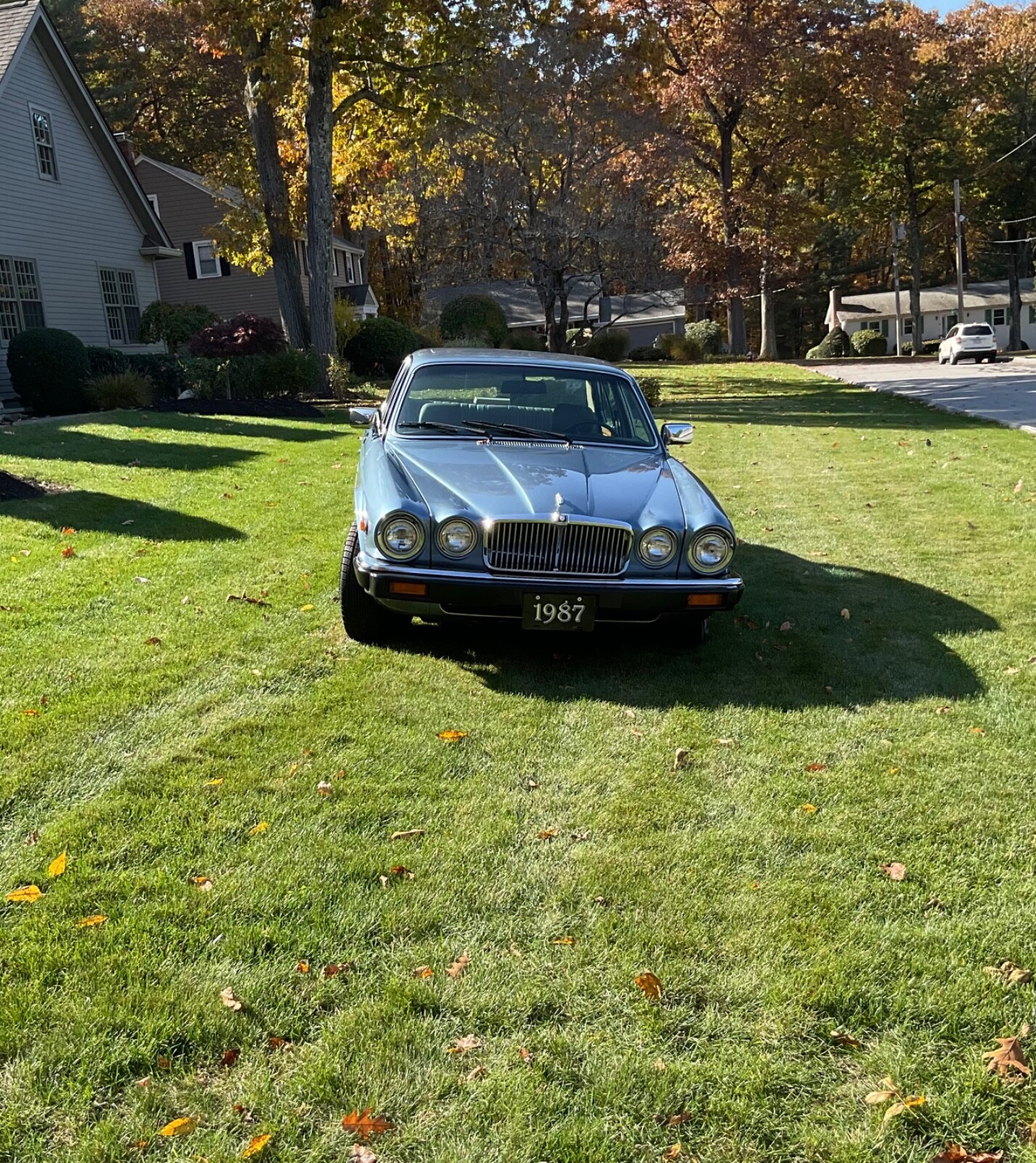 Jaguar-XJ6-1987-Sedan-13