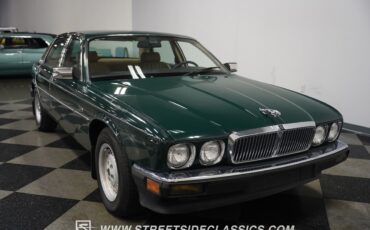 Jaguar-XJ6-1988-Sedan-20