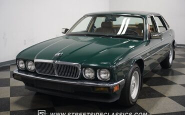 Jaguar-XJ6-1988-Sedan-22