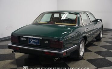 Jaguar-XJ6-1988-Sedan-29